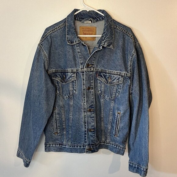Levi's Other - LEVI STRAUSS Vintage Denim Trucker Jacket Size Large Men's 70507-0389 Red tag
